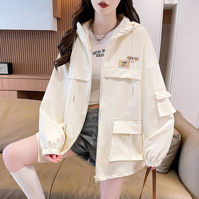 慵懒宽松冲锋衣外套女春秋2025新款初高中学生超好看运动工装风衣