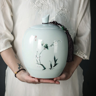 茶叶罐高级感茶叶罐陶瓷大号青瓷存储茶罐密封罐普洱白茶绿茶通用