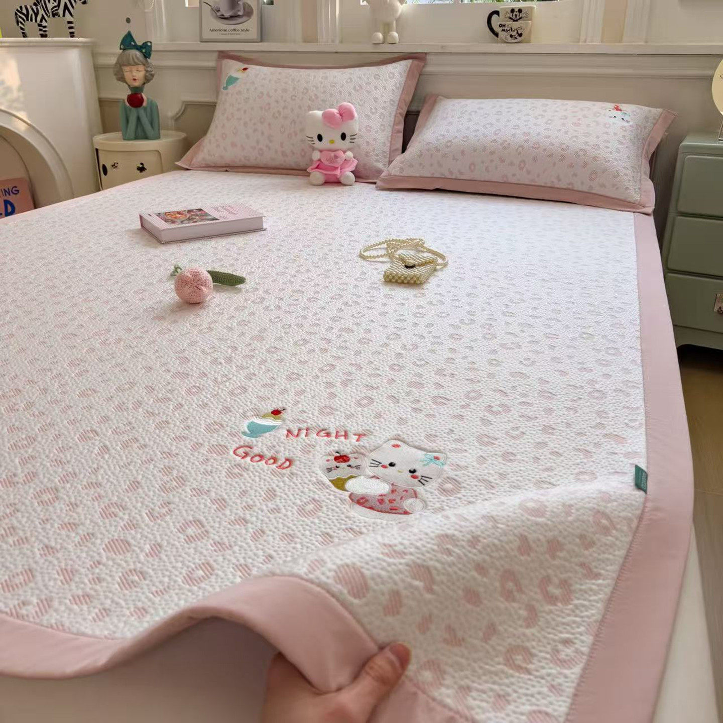 甜美可爱卡通冰丝凉席三件套夏季可水洗折叠式夏凉席