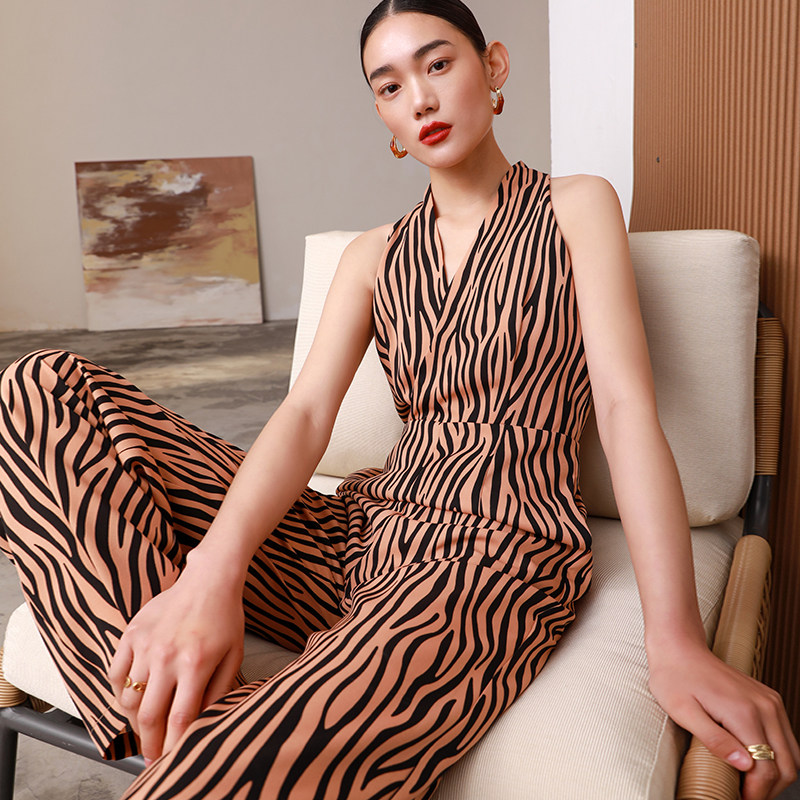 2023新款女夏春连衣体裤时尚级感端显瘦裤腿阔长超腰高小个子女神