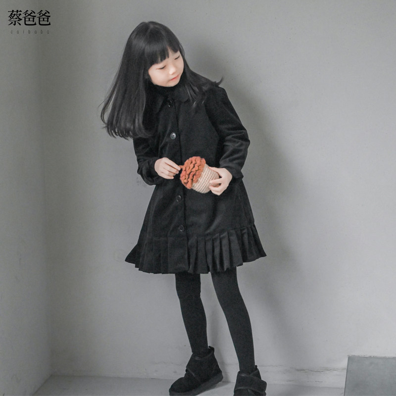 冬娃娃领黑色灯心绒外套百褶裙
