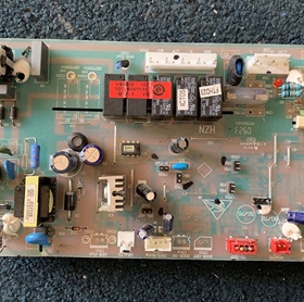 海尔空调配件 主板 电脑板 0010404103C 控制板