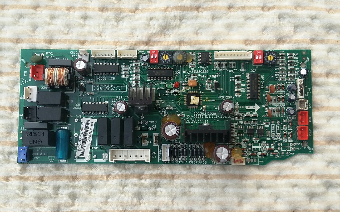 MDV-D22T2.D.1.1美的空调内机板