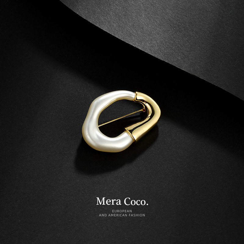 MeraCoco风格利器异形珍珠胸花胸针女时尚设计感西装金属别针配饰