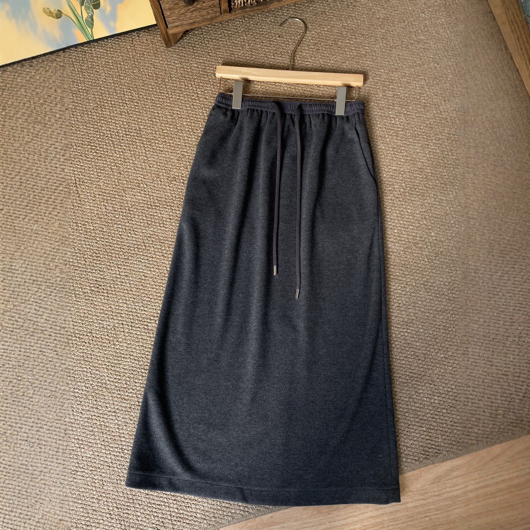 2025新款高腰显瘦中长款针织半身裙女秋冬修身一步裙