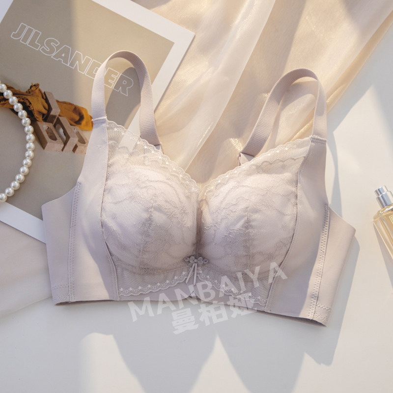 内衣女士小胸聚拢无钢圈中厚平胸性感蕾丝显大调整收副乳文胸罩