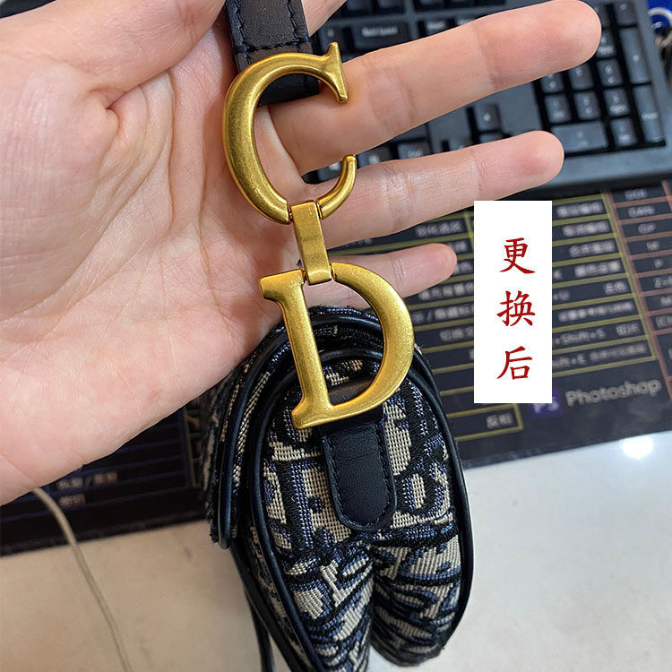 SADDLE SADDLE BAG ACCESSORIES REPLACEMENT CD CONNECTION BUCKLE SCREW HARDWARE SHOULDER STRAP BUCKLE BROKEN REPAIR CD METAL BUCKLE