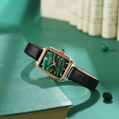 聚利时文艺风ins小绿表高级感学生女款 皮带百搭轻奢方盘手表复古