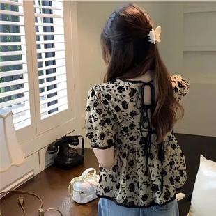 小个子大码复古碎花茶歇短袖上衣新款女2026年薄款背后系带娃娃衫