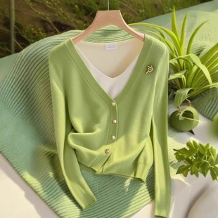 内搭打底上衣 女独特超好看2025新款 法式 小香风假两件绿色针织开衫