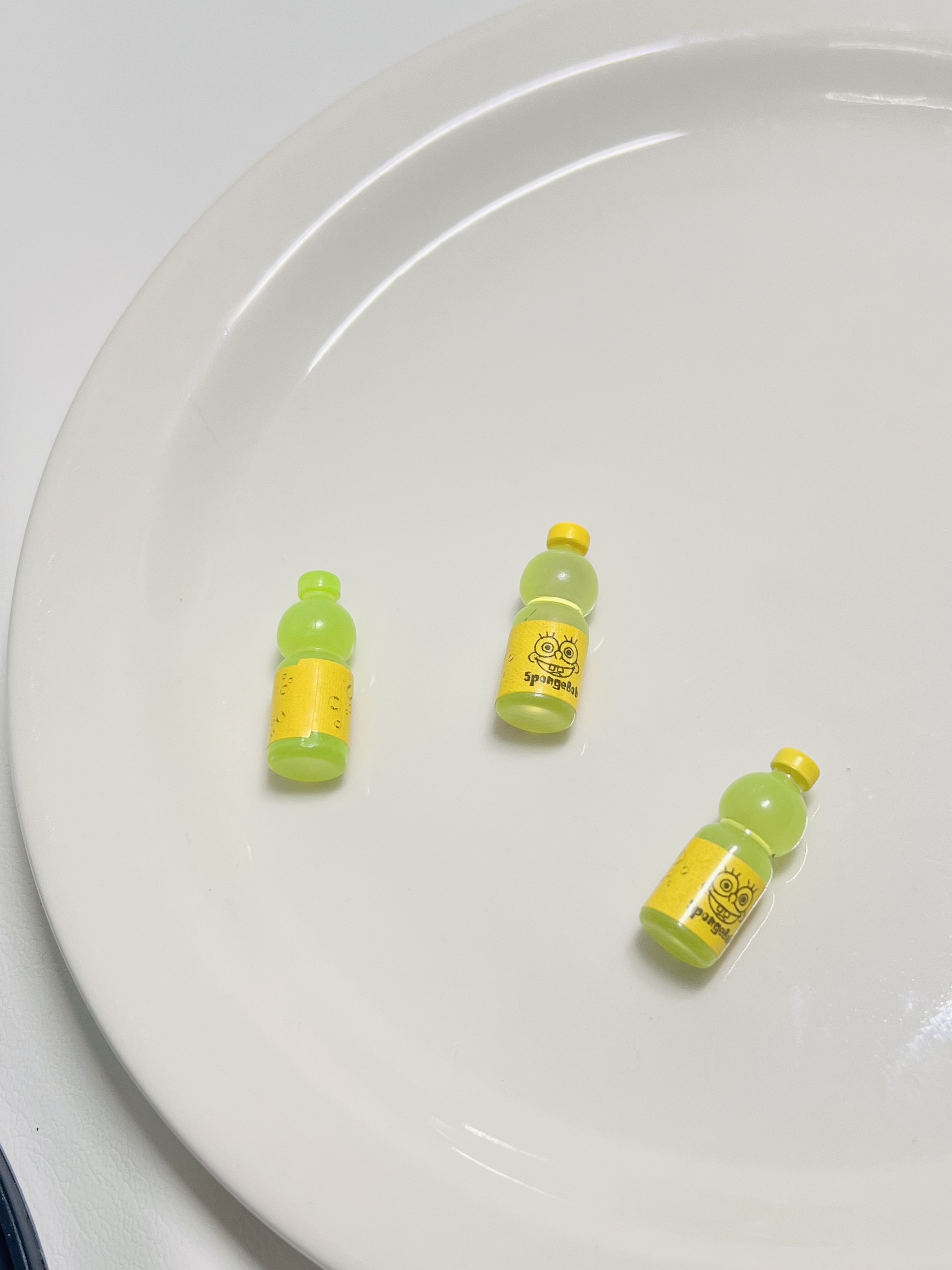 盲盒配件海绵宝宝野餐派对气泡水散货奶油胶手机壳娃娃屋装饰配件