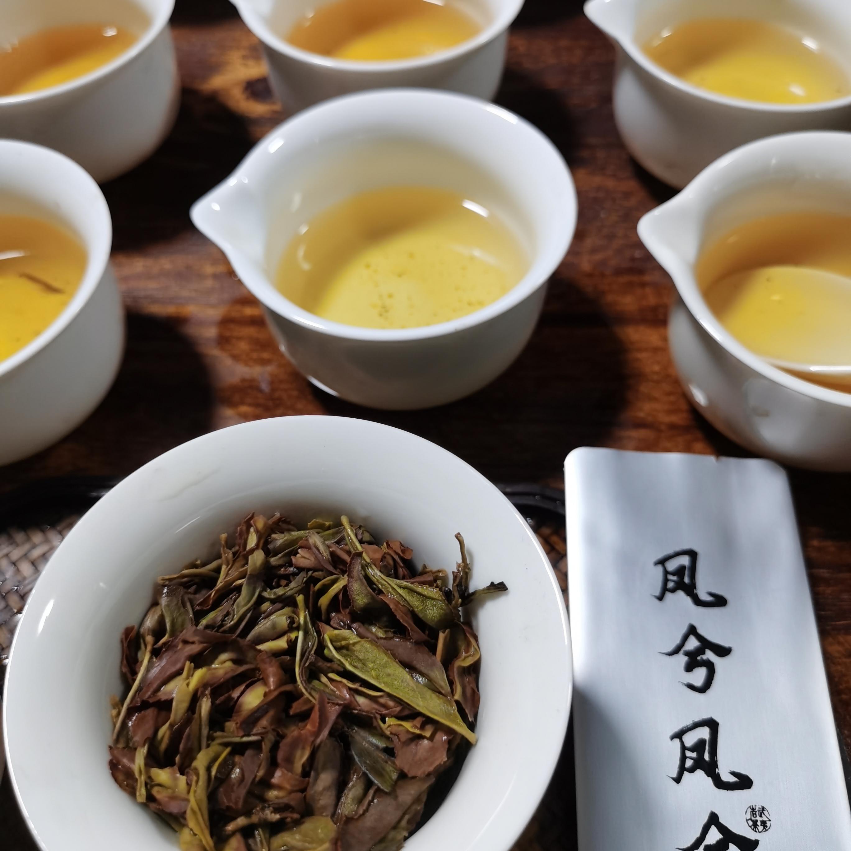 一饮江山杨先生  凤兮凤兮  白鸡冠武夷名枞玉米须香 炒米香 岩茶