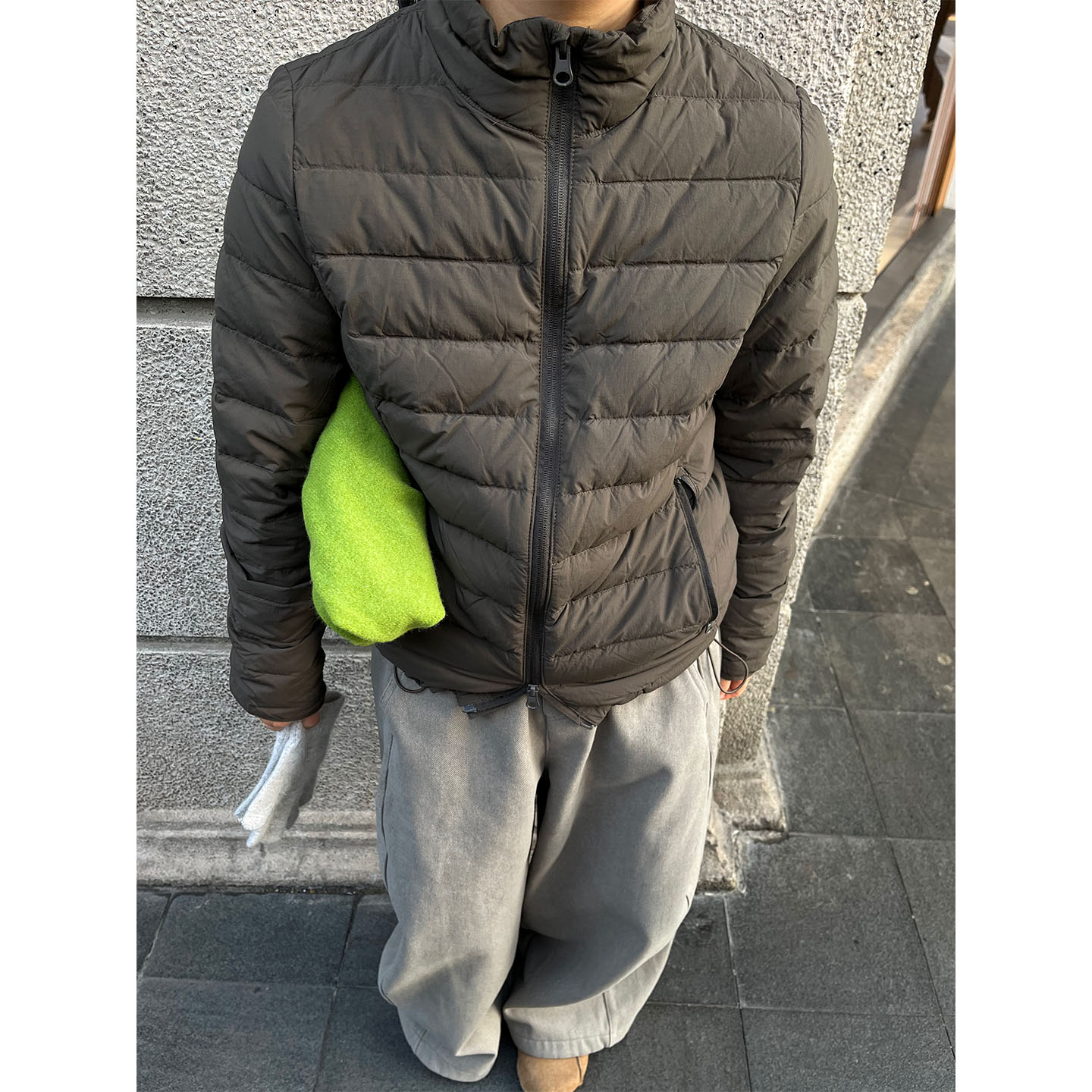 小众表妹 排骨轻薄羽绒服户外感军绿色保暖外套