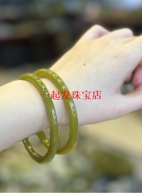 春上新 细圆美人条叮当少女精致显白高级感满满岫玉手镯拍一发一