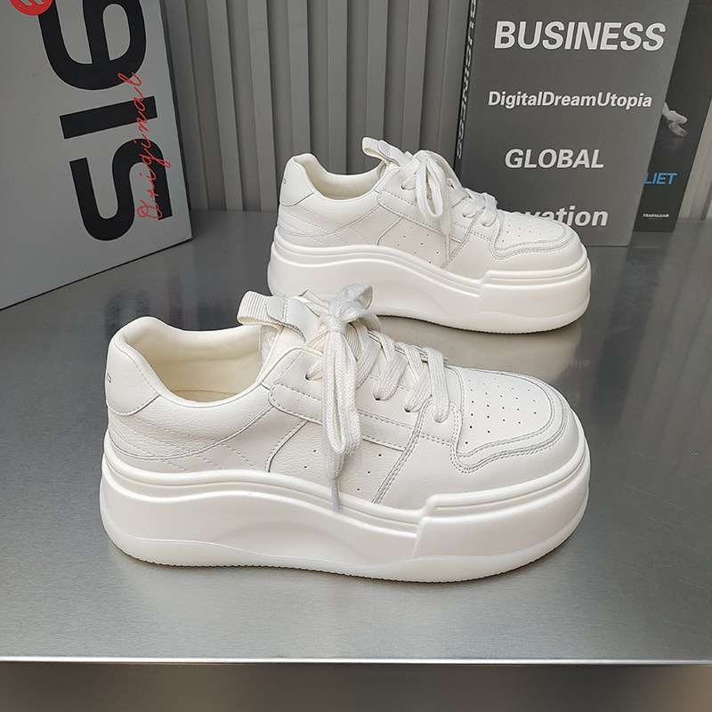 品品净版厚底小白鞋简约吸模增高韩版女鞋2026春款绑带低帮学院款