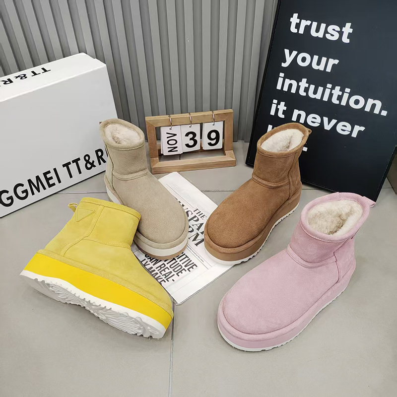 TTRR真皮雪地靴松糕超轻厚底女靴