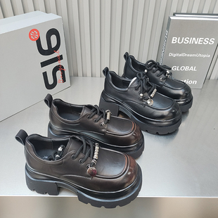 休闲增高鞋 金属扣件绑带韩版 百搭 2026春款 品品松糕底乐福低帮女鞋