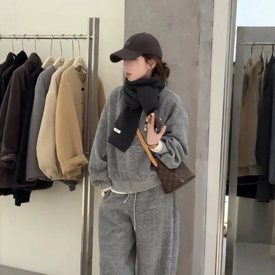 休闲运动时尚套装冬季穿搭一整套高级感2025秋冬新款减龄洋气女装