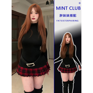 大码 新款 黑色半高领修身 显瘦上衣 辣妹风红格纹百褶短裙女胖MM春季
