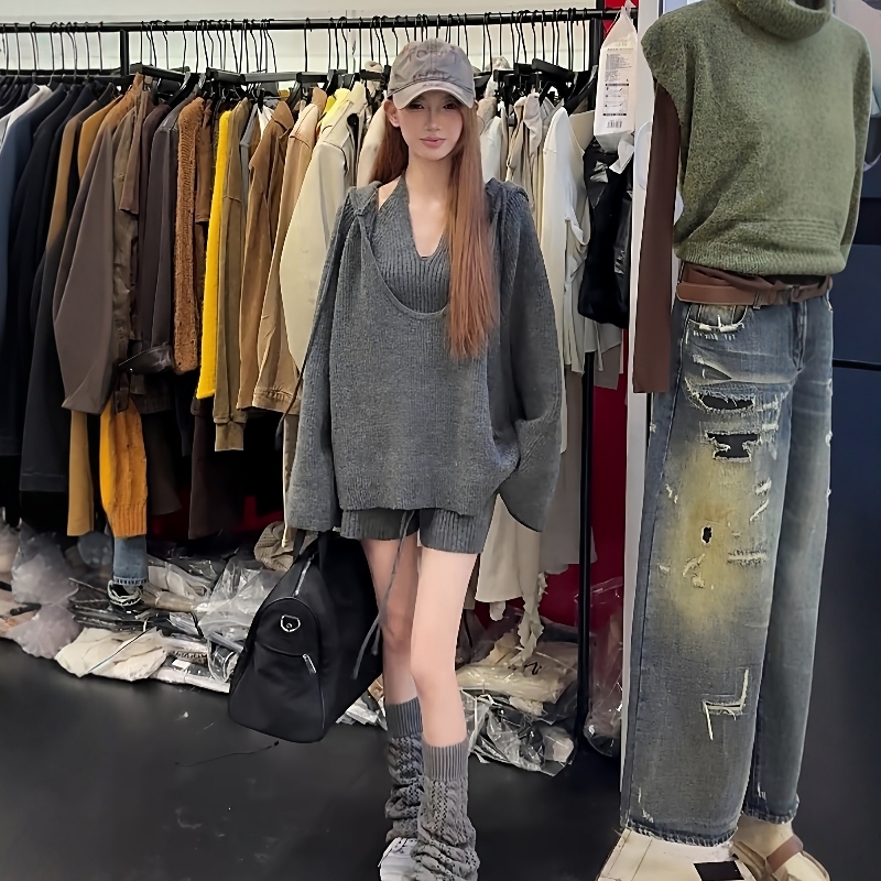 大码胖mm美式松弛感针织挂脖背心罩衫三件套女秋季宽松巨显瘦套装