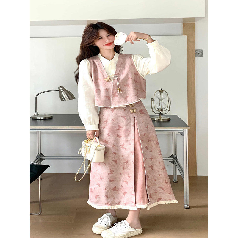 新中式粉色高级感时尚穿搭三件套