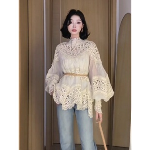 波西米亚风蕾丝镂空衬衫 胖MM高级感洋气高领显瘦宽松上衣女春 大码