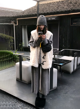 大码胖mm韩系高级感气质羊羔绒马甲针织衫裤子女秋冬宽松显瘦套装