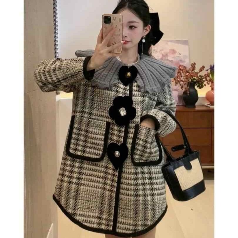 大码胖mm韩系设计感娃娃领连衣裙春秋小众减龄宽松显瘦外套裙子女