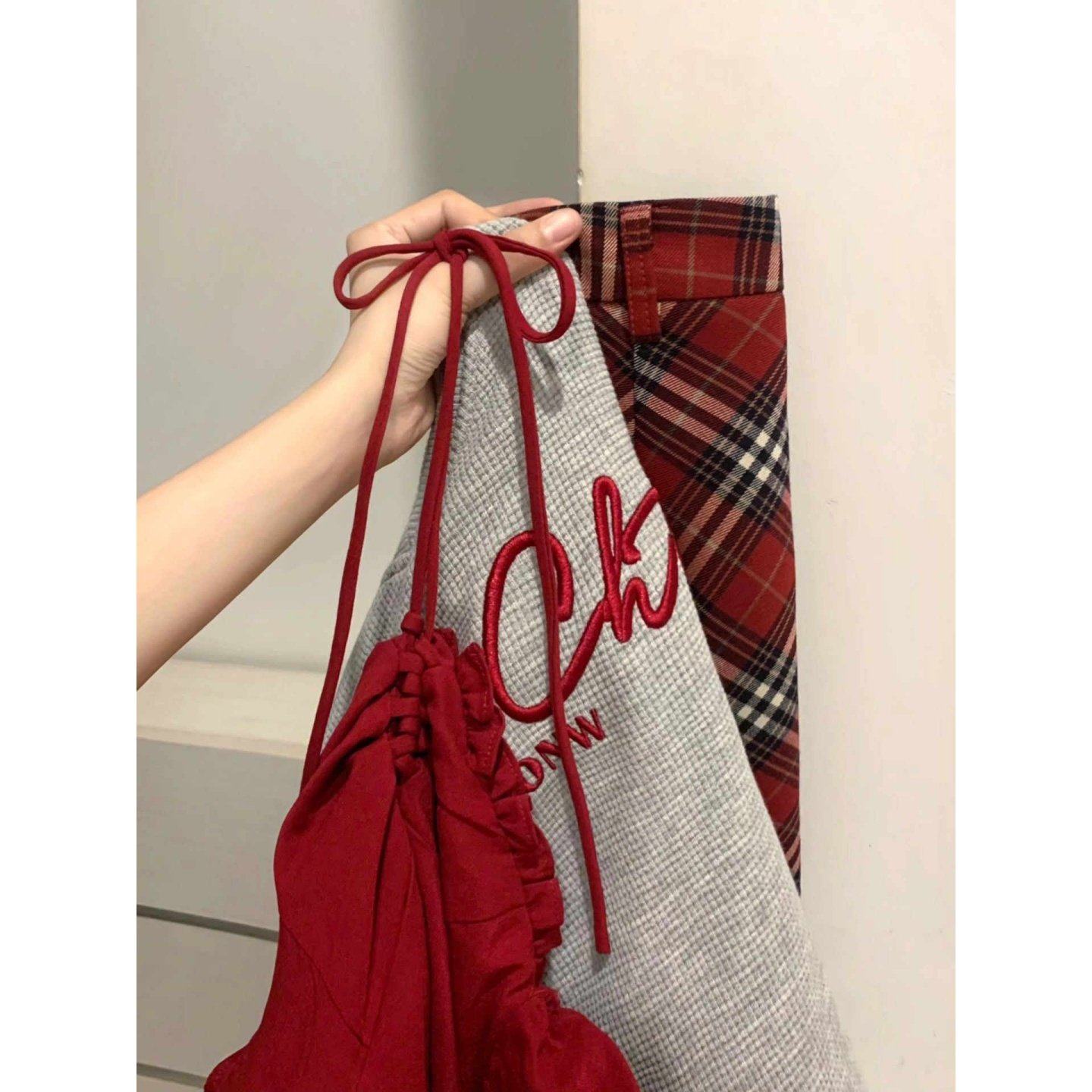 大码胖MM复古风设计感字母印花卫衣女秋冬新款宽松显瘦背心两件套