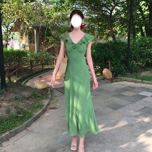 【小红书博主推荐】大码V领长裙