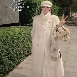 大码胖mm温柔风白色皮毛一体中长款大衣女秋冬双排扣保暖毛呢外套