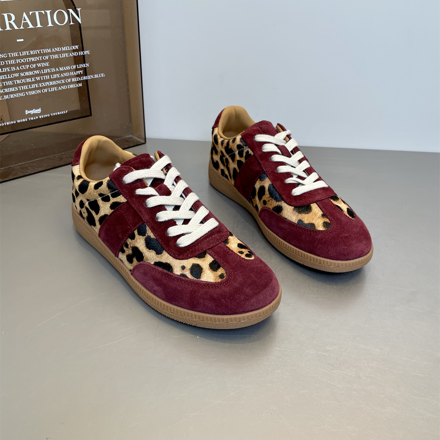 mo2女鞋豹纹板鞋软底平底德训鞋