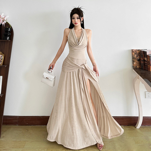 怪诞女孩 【伊顿美神】复古挂脖荡领连衣裙女 绑带褶皱高开叉长裙