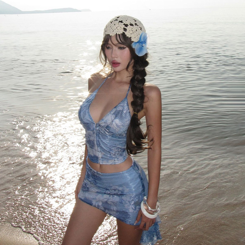 怪诞女孩 海边度假风花朵晕染V领挂脖背心高腰不对称半身裙两件套,女装/女士精品,时尚套装,淘宝优惠券,粉丝福利购,淘宝优惠卷