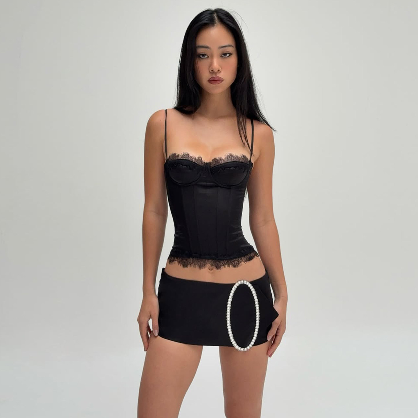 怪诞女孩 性感辣妹风黑色蕾丝花边吊带背心女 修身显瘦抹胸短上衣