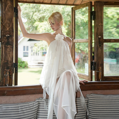 伊甸园仙女荷叶边网纱挂脖连衣裙