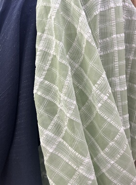 浅白绿色织格子欧根纱服装面料宽150重280克