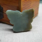 Подвеска из нефрита, ожерелье