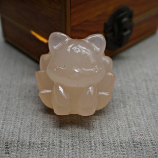 天然阿富汗玉藕粉九尾狐小摆件手把件家居桌面手把件可做车挂饰品