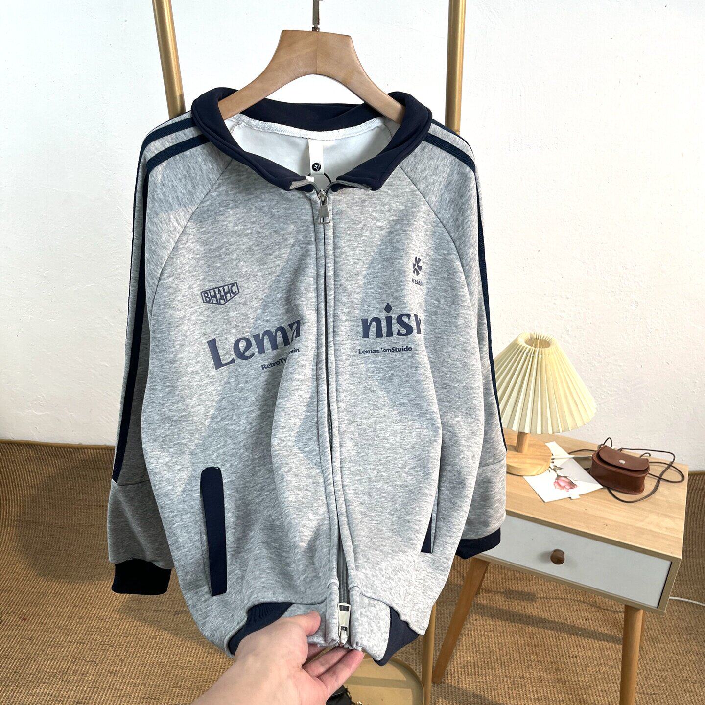 美式复古棒球服女灰色卫衣外套立领2026新款春季无帽运动夹克上衣