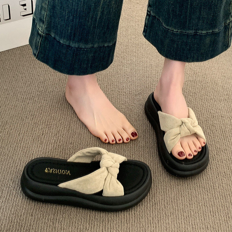 松糕厚底凉拖鞋女夏外穿2025新款时尚高级感配裙子百搭沙滩一字拖