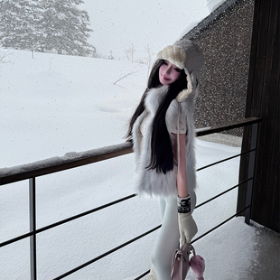 viola【北海道雪狐】saga级白狐定染云朵白baby蓝狐狸毛皮草