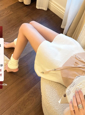 viola【嗲嗲裙】 冬天bi入百搭款巨显腿长纯欲性感小白花针织短裙