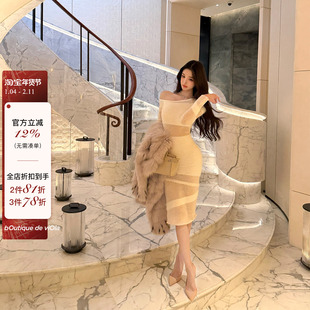 现货  viola【绒绒冬令时】S身材曲线的神！水貂绒超暖双色连衣裙