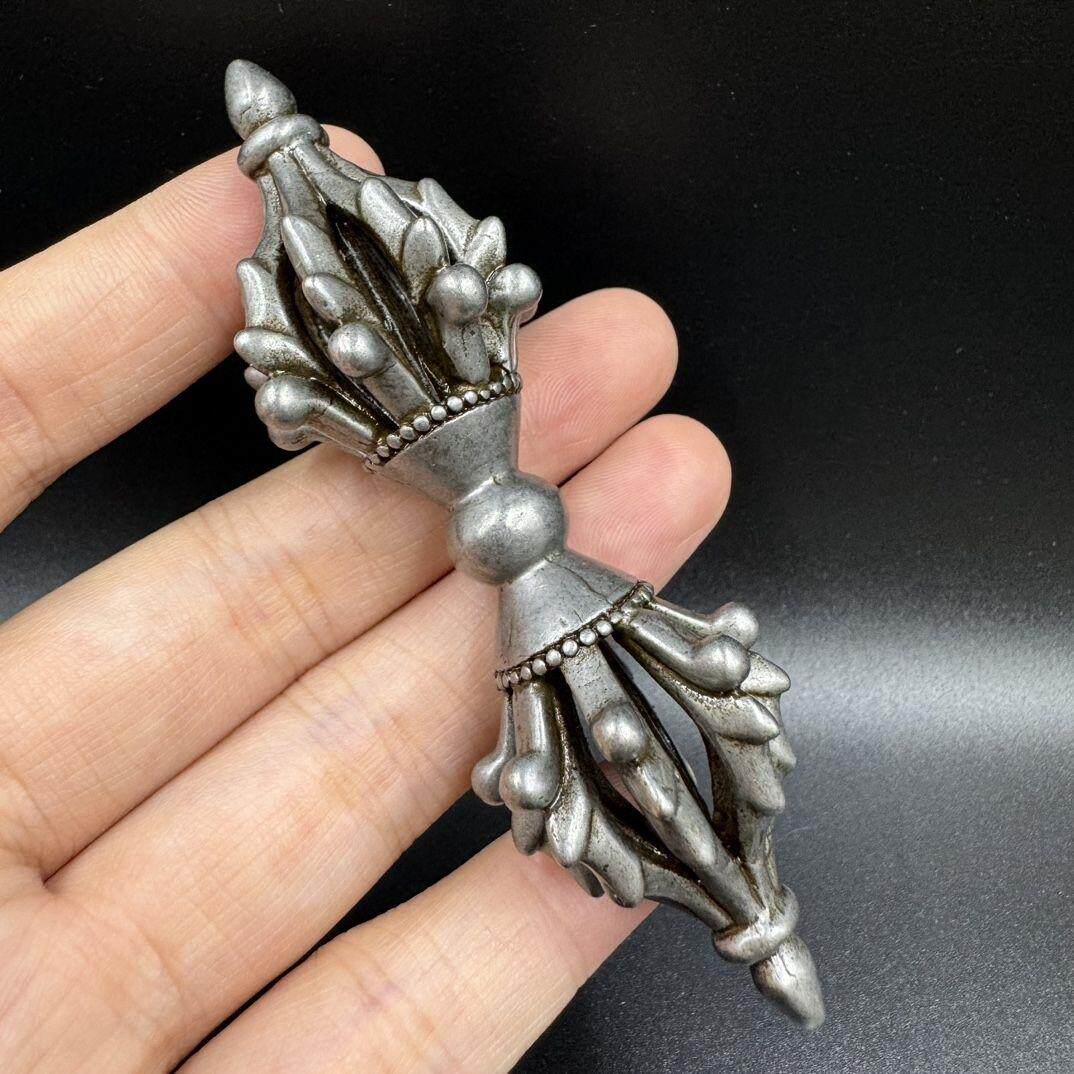 藏式天铁九股金刚降魔杵手把件尼泊尔西藏宗教法器工艺品文玩收藏