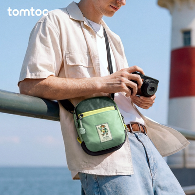 tomtoc x 吉考斯工业联名旅行斜挎包护照包护照夹手机包单肩包T37