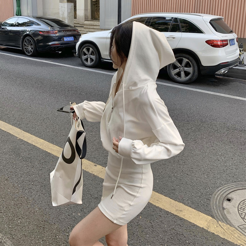 2025新款秋季蝙蝠袖长袖连帽卫衣裙性感辣妹短裙收腰包臀连衣裙女