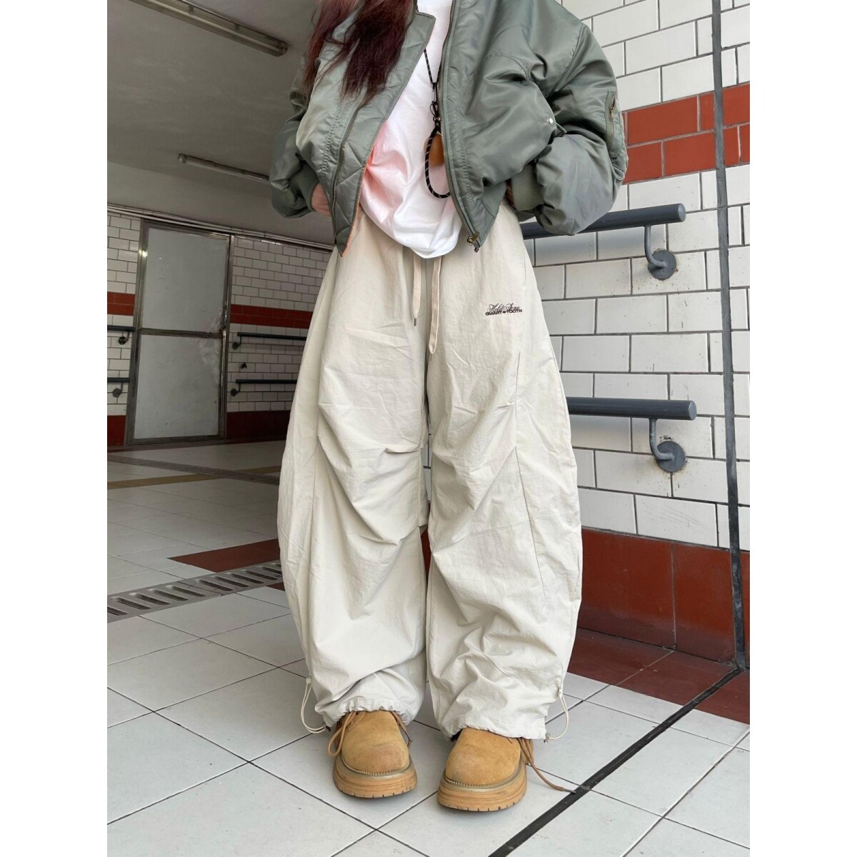 黑鸡SSS 美式街头褶邹加绒弯刀裤女秋冬设计感宽松阔腿拖地休闲裤