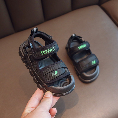 夏季儿童凉鞋时尚软底