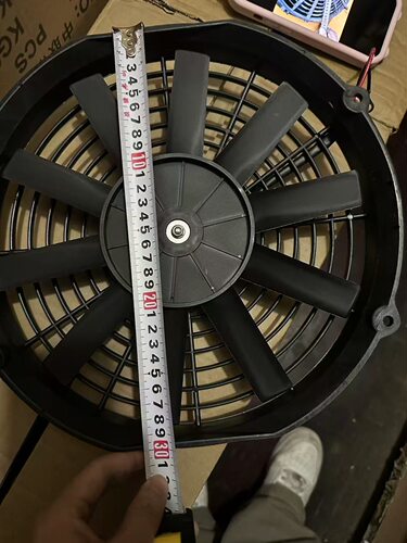 徐工吊车上车空调冷凝器风扇